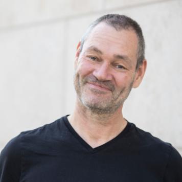 Profilbild von Prof. Dr. Sven Lautenbach